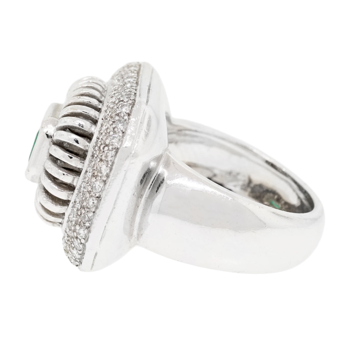 18k White Gold Diamond and Emerald Ring