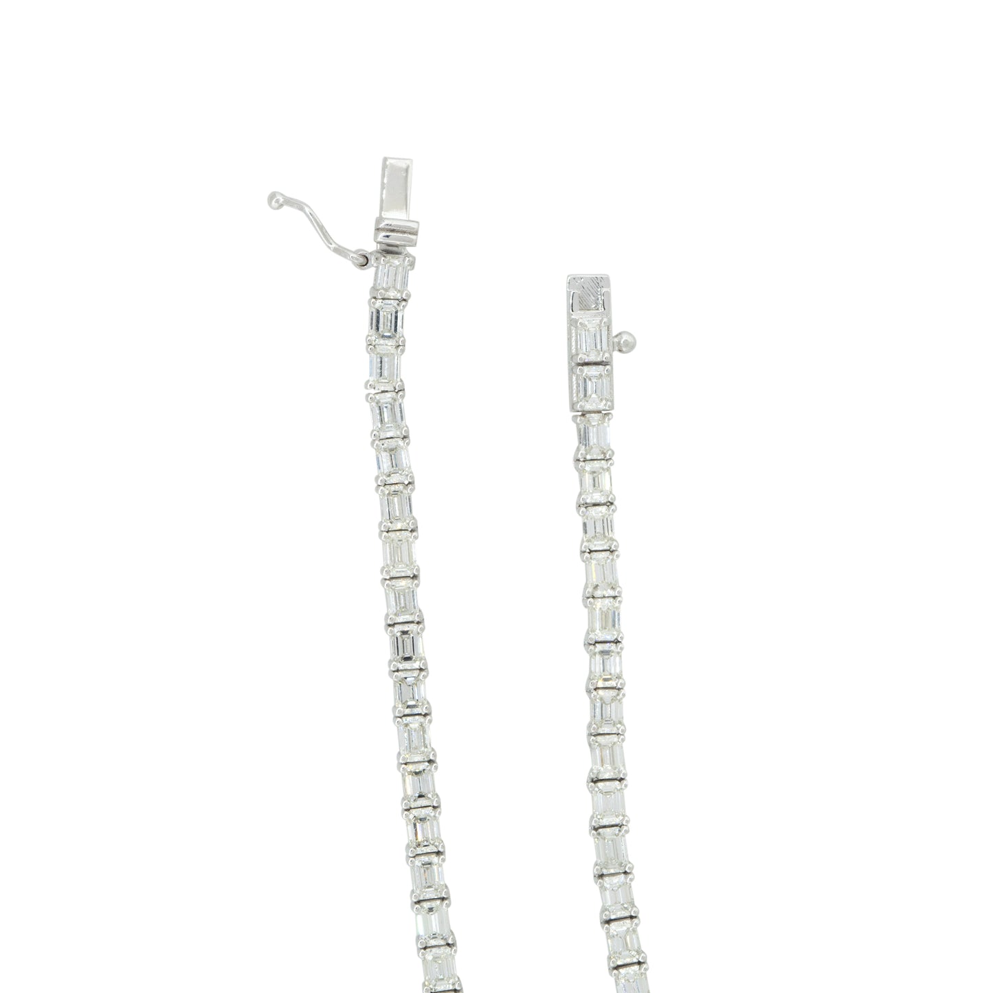 18k White Gold 13.59ctw Emerald Cut Diamond Tennis Necklace