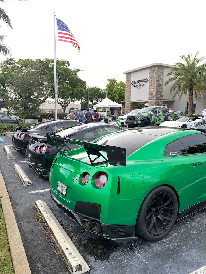 halloween show at diamonds by Raymond Lee