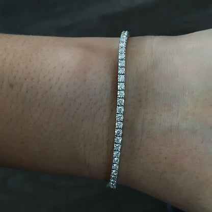 18k White Gold 2.64ctw Diamond Tennis Bracelet