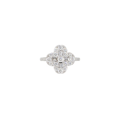 18k White Gold 1.22ctw Diamond Clover Style Ring  
