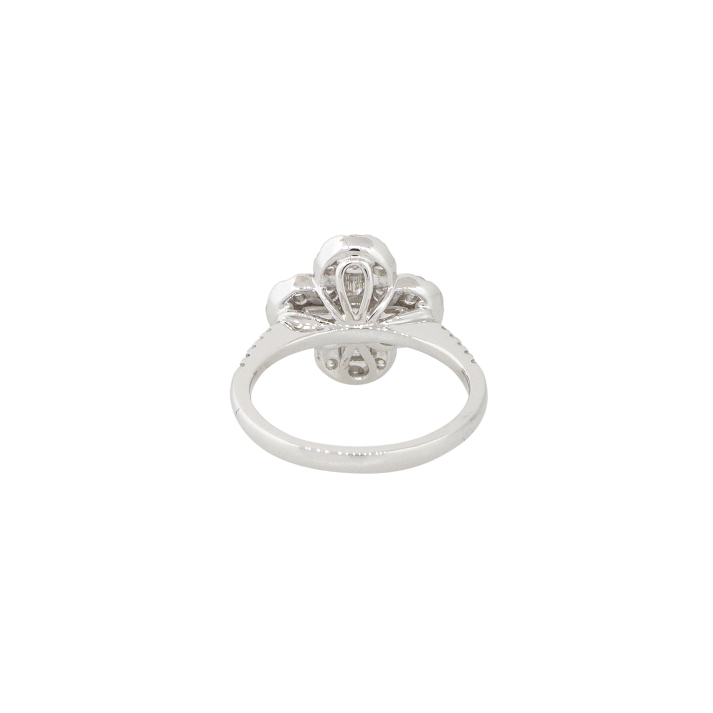 18k White Gold 1.22ctw Diamond Clover Style Ring  