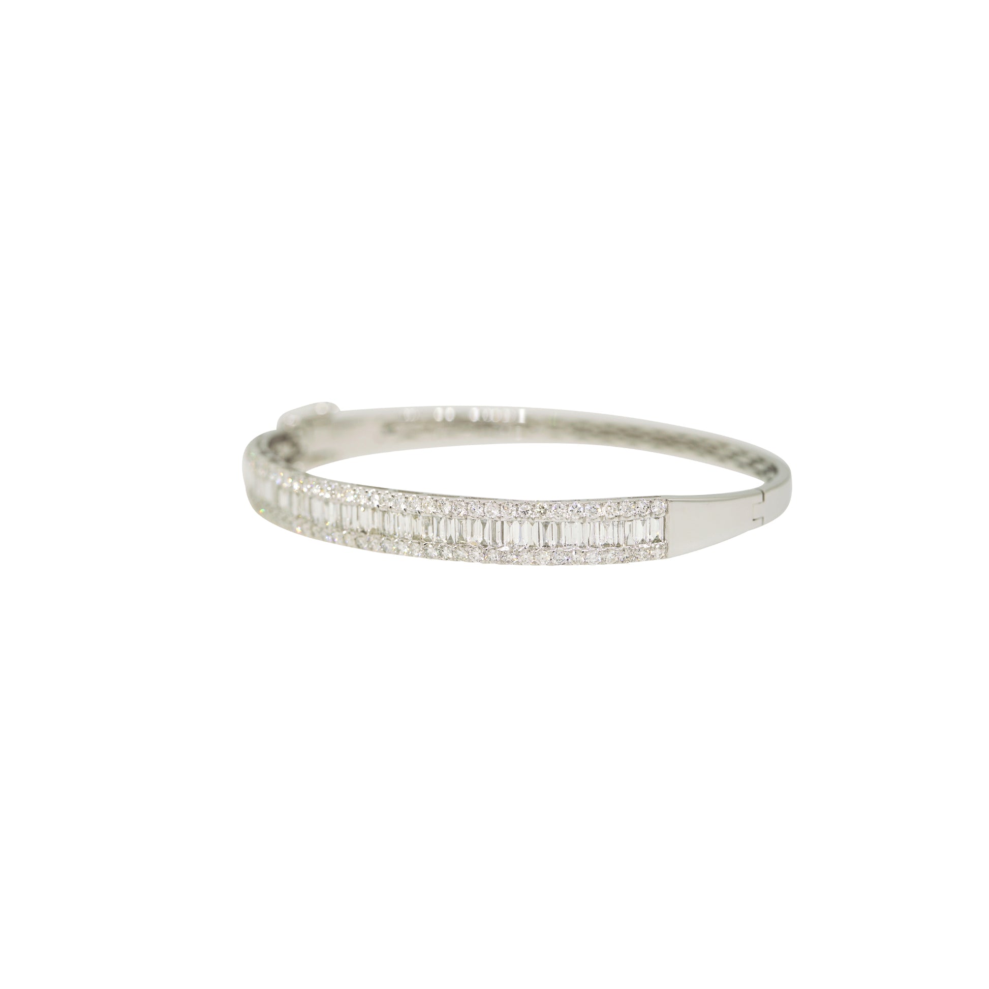 14k White Gold 3.5ctw Natural Round Brilliant & Baguette Cut Diamond Bangle Bracelet