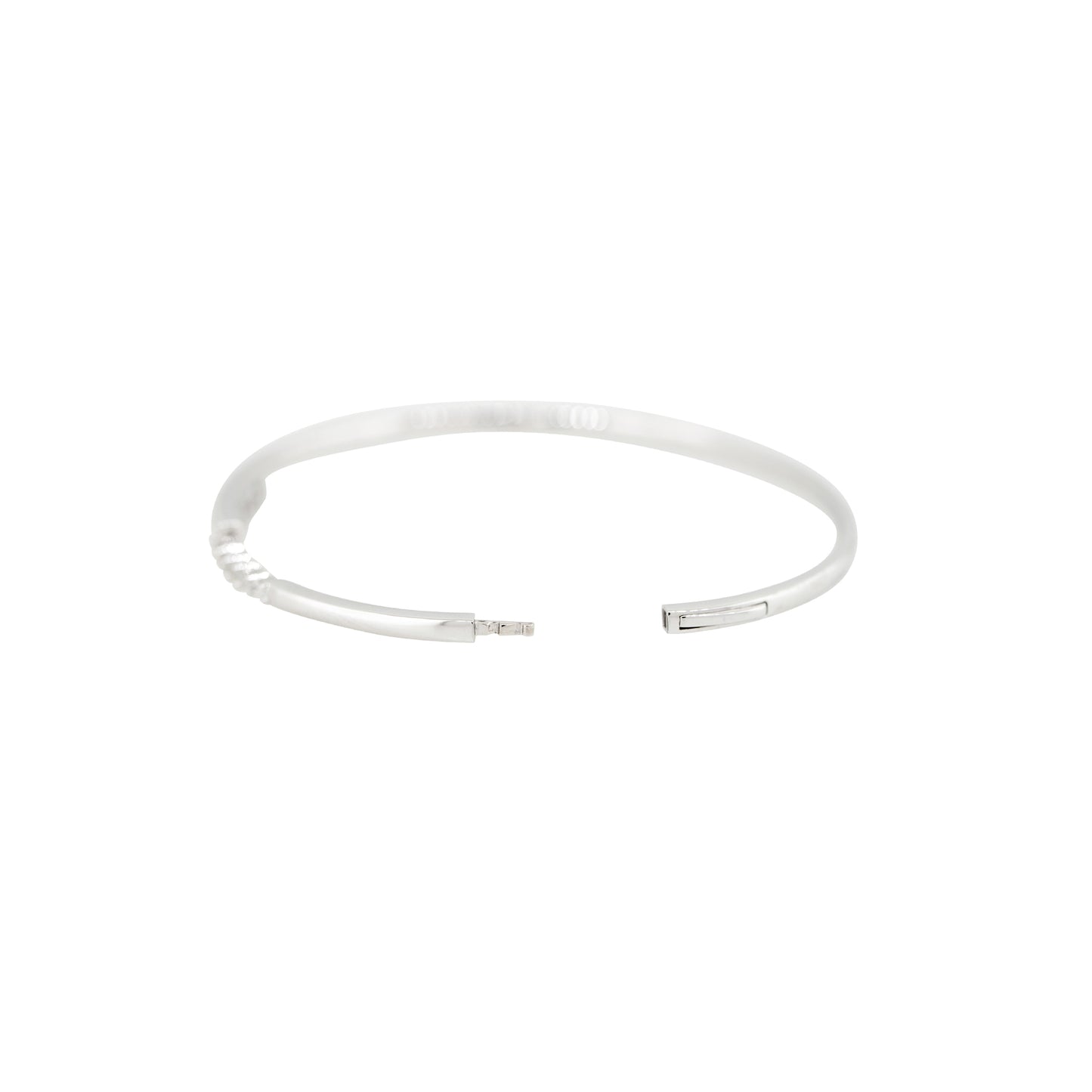 18k White Gold 0.70ctw Round and Baguette Cut Diamond Cuff Bangle