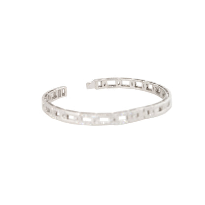 18k White Gold 1.05ctw Pave Diamond Interlocking Link-Style Bangle Bracelet