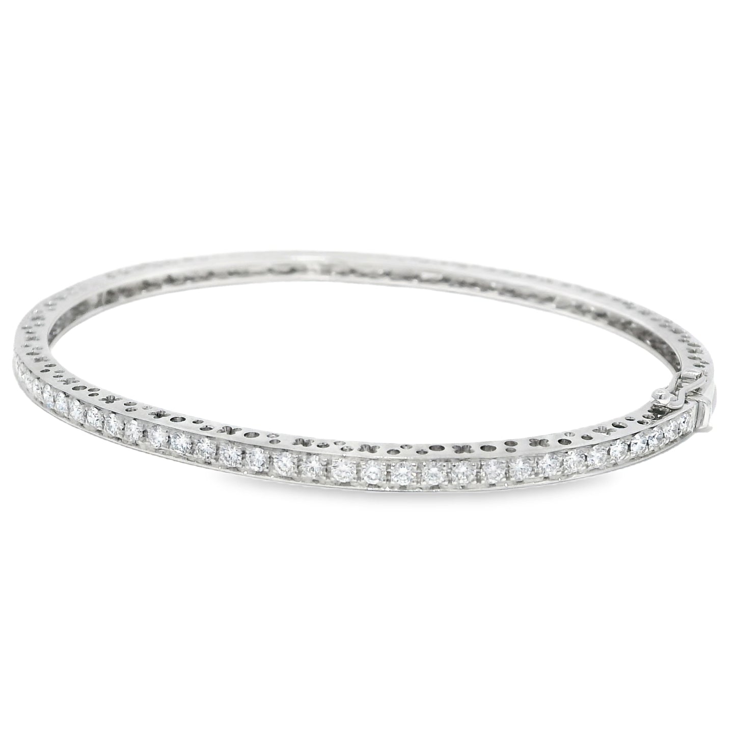 18k White Gold Natural 1.45 Carat Diamond Bangle Bracelet