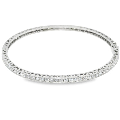 18k White Gold Natural 1.45 Carat Diamond Bangle Bracelet