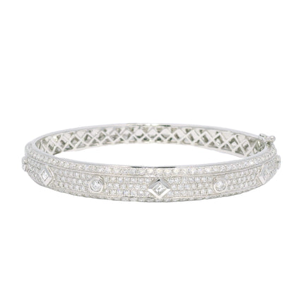 18k White Gold Natural 3.31 Carat Bezel Set Diamond Pave Bangle