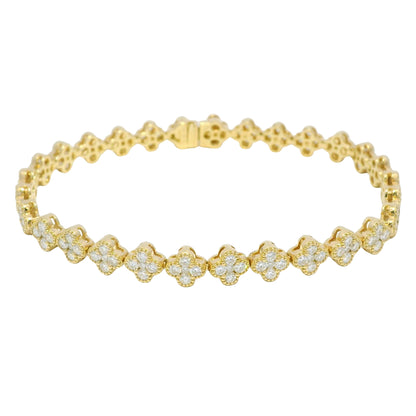 18k Yellow Gold Natural 3.56 Carat Diamond Clover Bracelet
