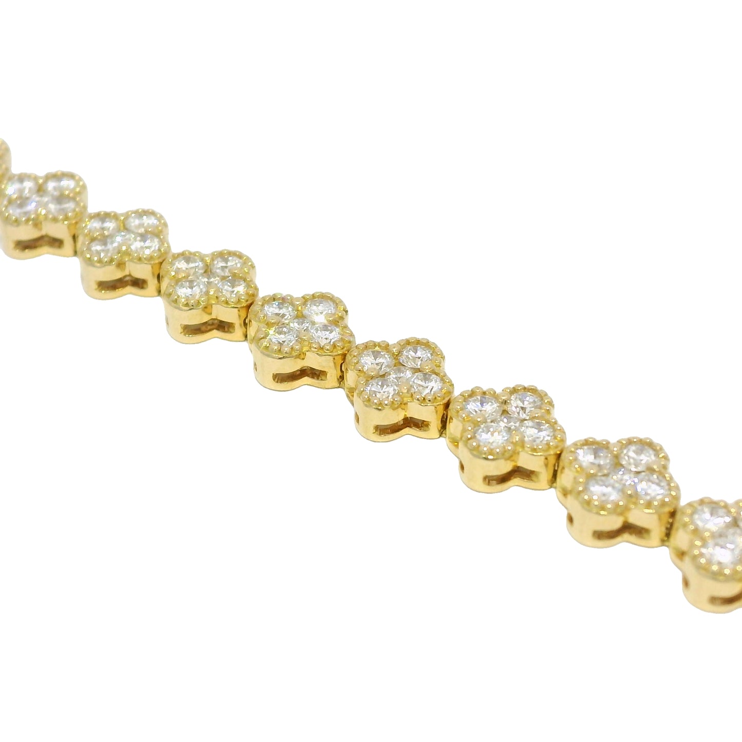 18k Yellow Gold Natural 3.56 Carat Diamond Clover Bracelet