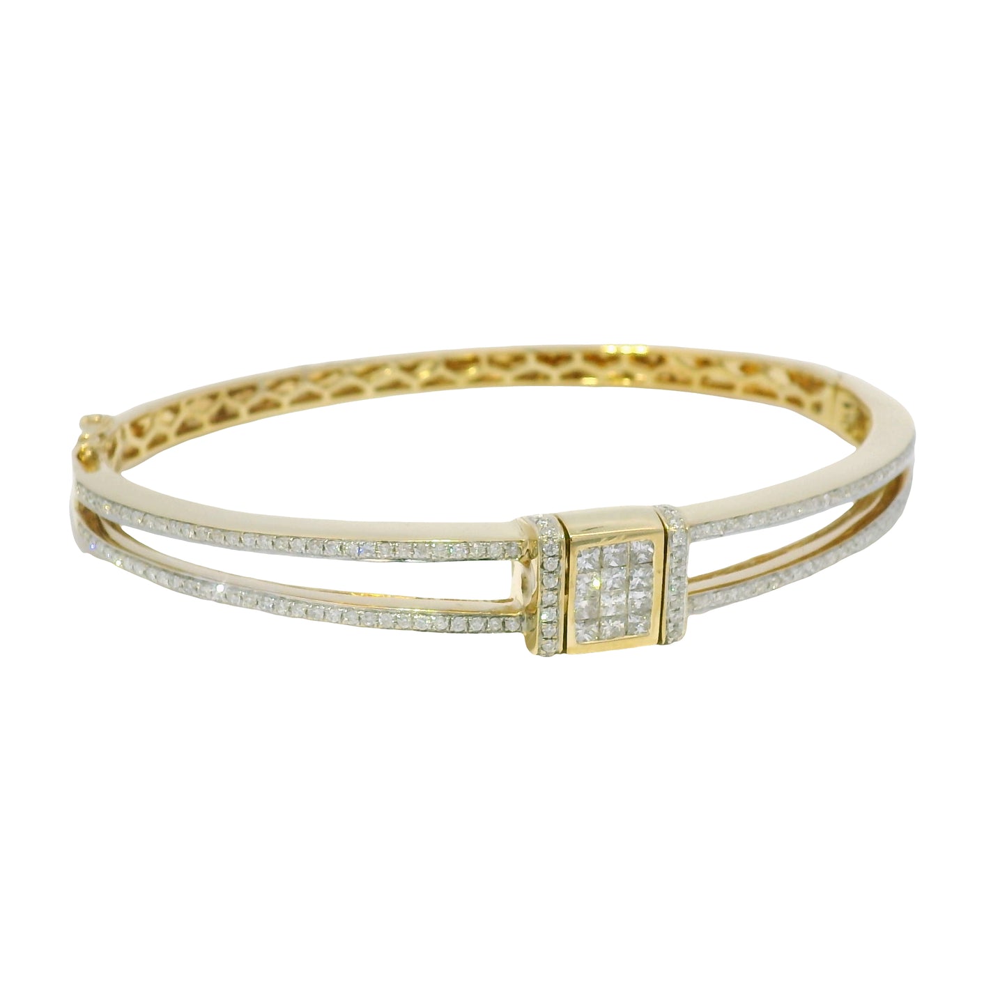 14k Yellow Gold 1.43 Carat White & Blue Irradiated Diamond Bangle Bracelet