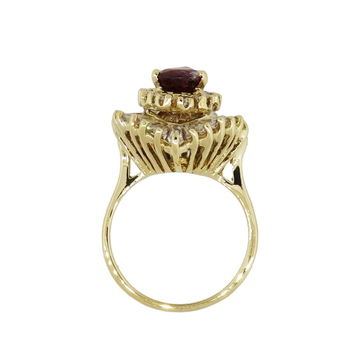 18k Yellow Gold 1.50ctw Diamond and 1ct Ruby Ring