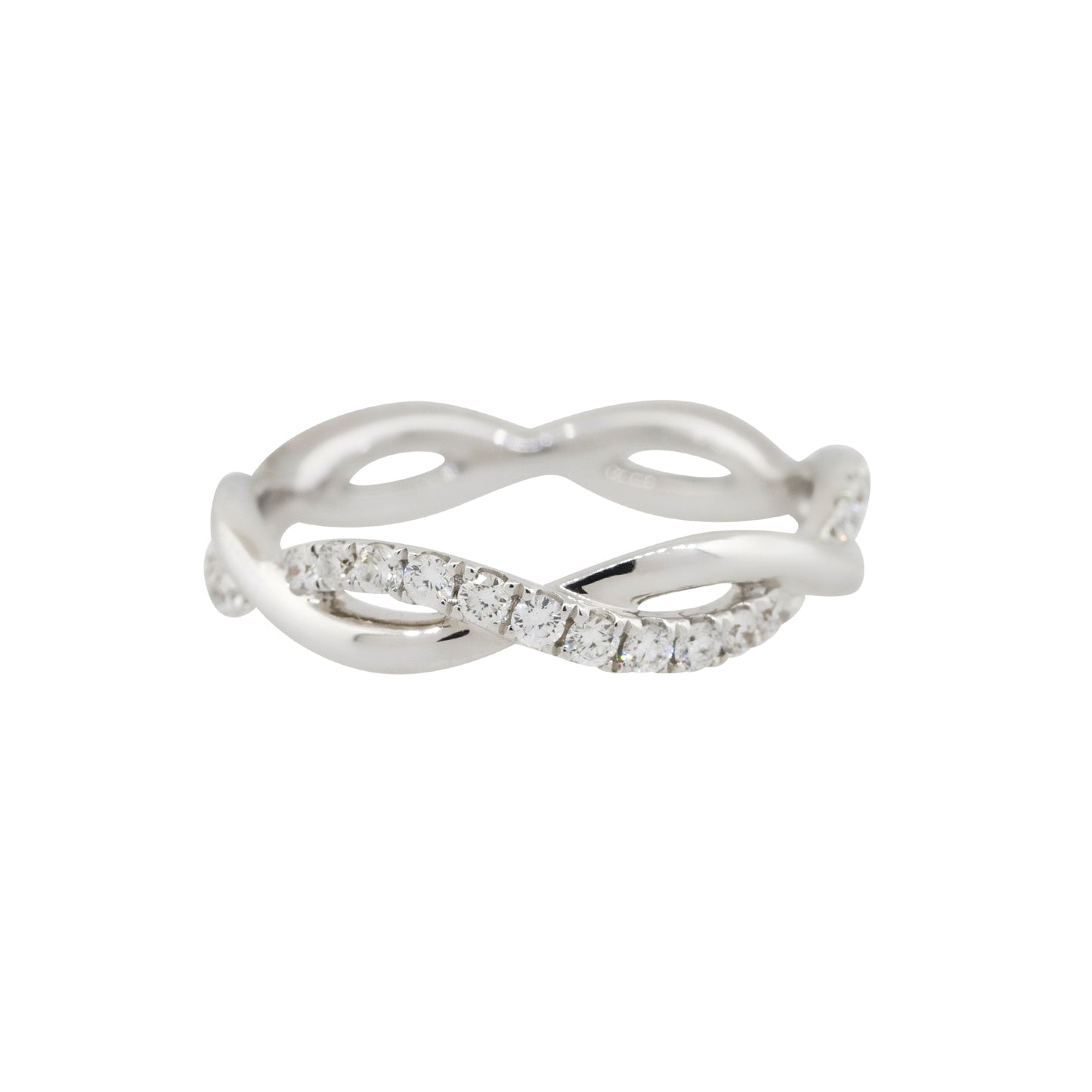 18k White Gold 0.60ctw Round Diamond Twisted Band Ring